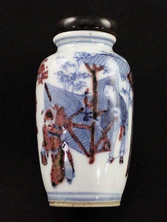 A Chinese underglaze blue and copper red snuff bottle, 1830-1900, 6.1cm